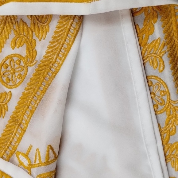 All:row Yellow White Embroidered Leaf Pattern Dress Size Small - Picture 8 of 10